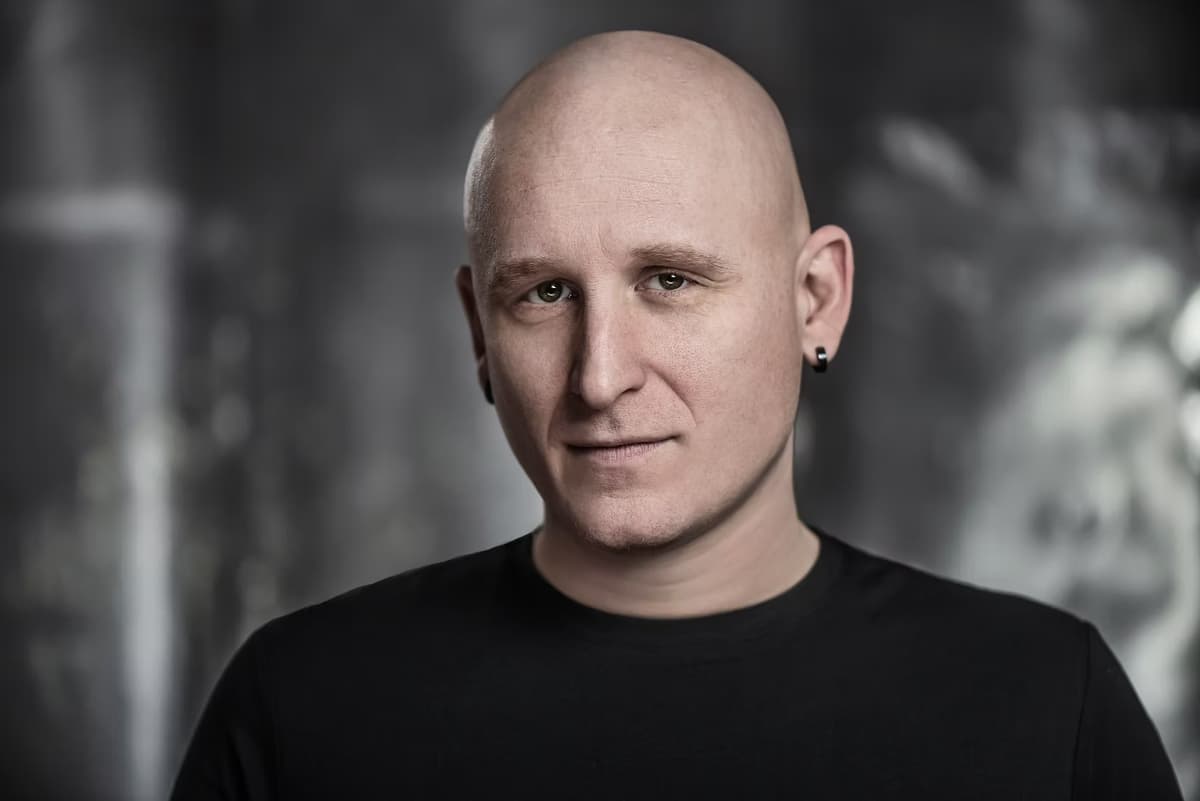 Craig Burnatowski — Headshot 3